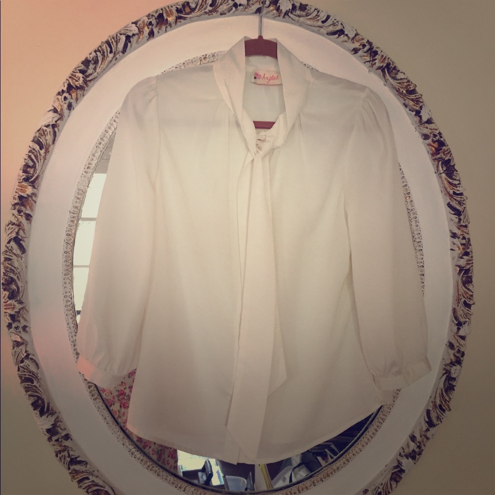 Ivory Pussybow blouse Azalea ModCloth